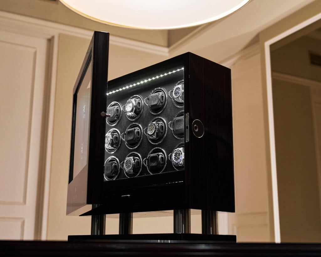 Enigma 12 Horizontal - Watch Winder 8