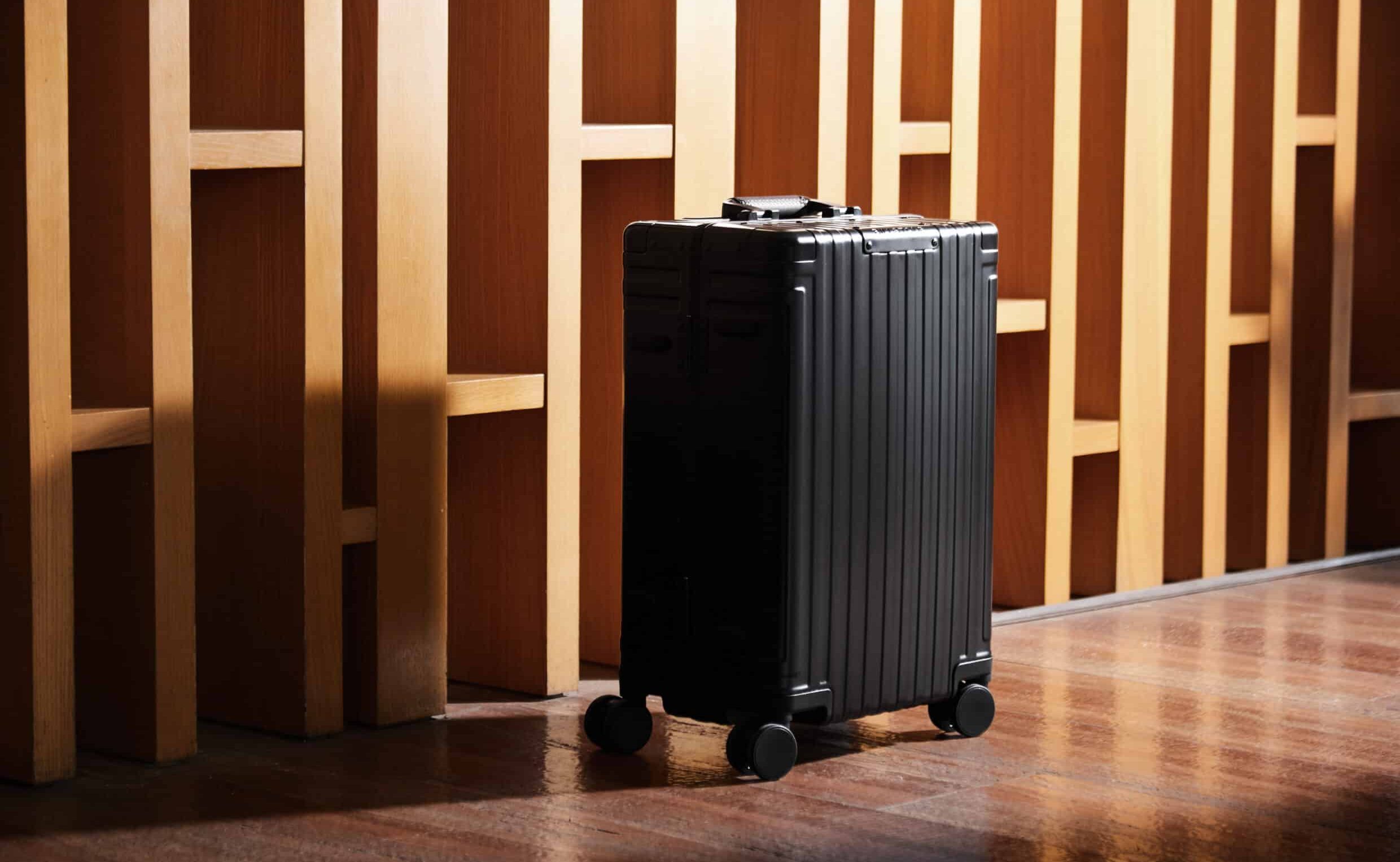 billstone aluminum luggage