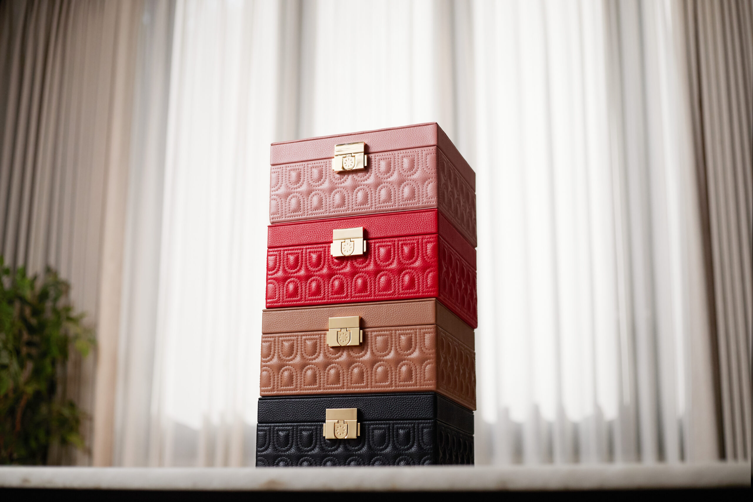 Billstone amour jewelry box